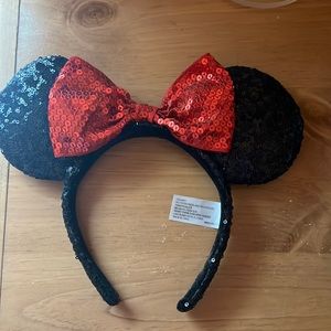Original Walt Disney World Minnie Mouse ears